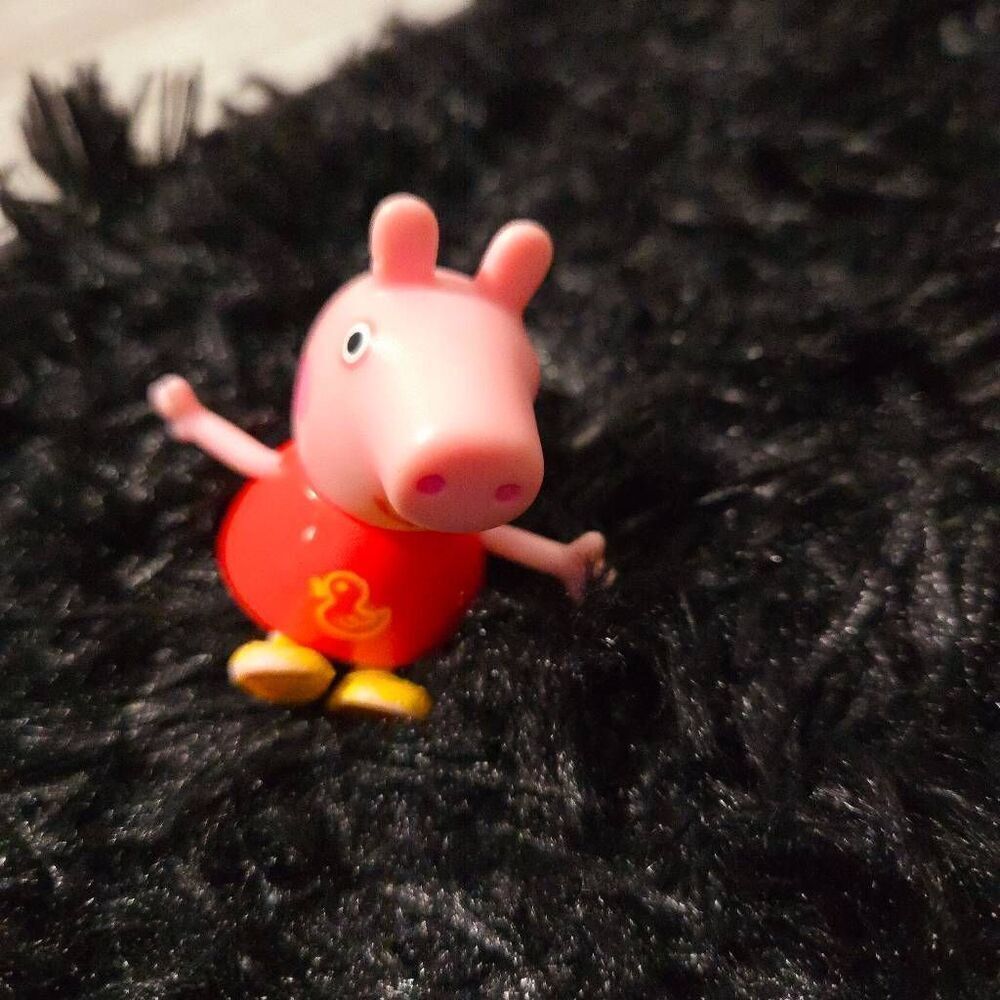 Peppa Pig Toy Figure with duck 2.5"